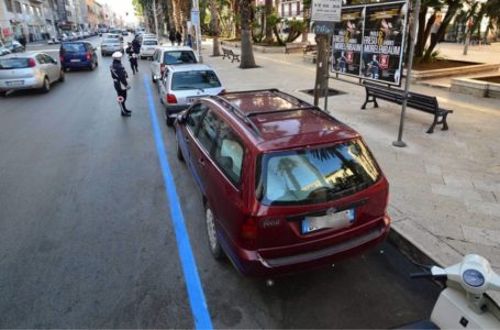 Coronavirus, Bari: stop al pagamento del parcheggio sulle strisce blu