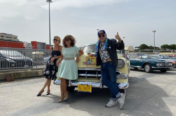 Concorso di eleganza per auto d’epoca: la vincitrice del contest tesserata Automobile Club in California