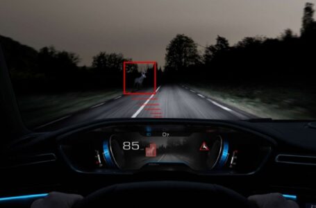 Sicurezza stradale, superare l’ostacolo della scarsa visibilità notturna. Peugeot presenta “Night Vision”