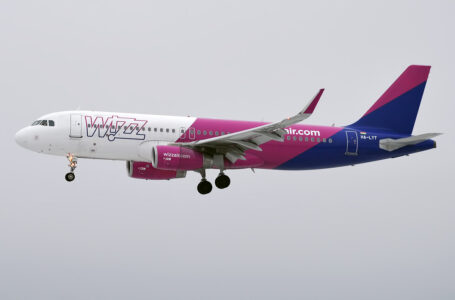 In aeroporto la nuova base Wizz Air: si parte da oggi con il volo Bari – Bologna