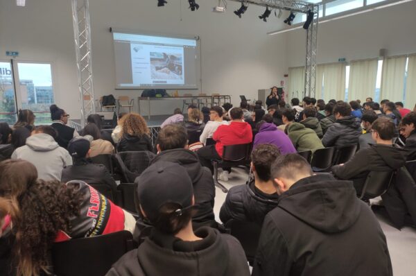 Sicurezza stradale e Aci, al via il nuovo anno di formazione nelle scuole: “Educhiamo alla consapevolezza delle proprie azioni”